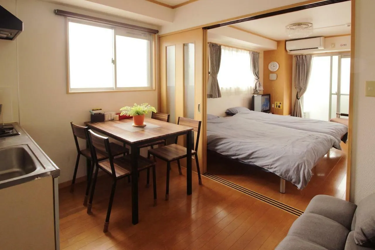 Mell-Theatr Karahori Apartment Osaka
